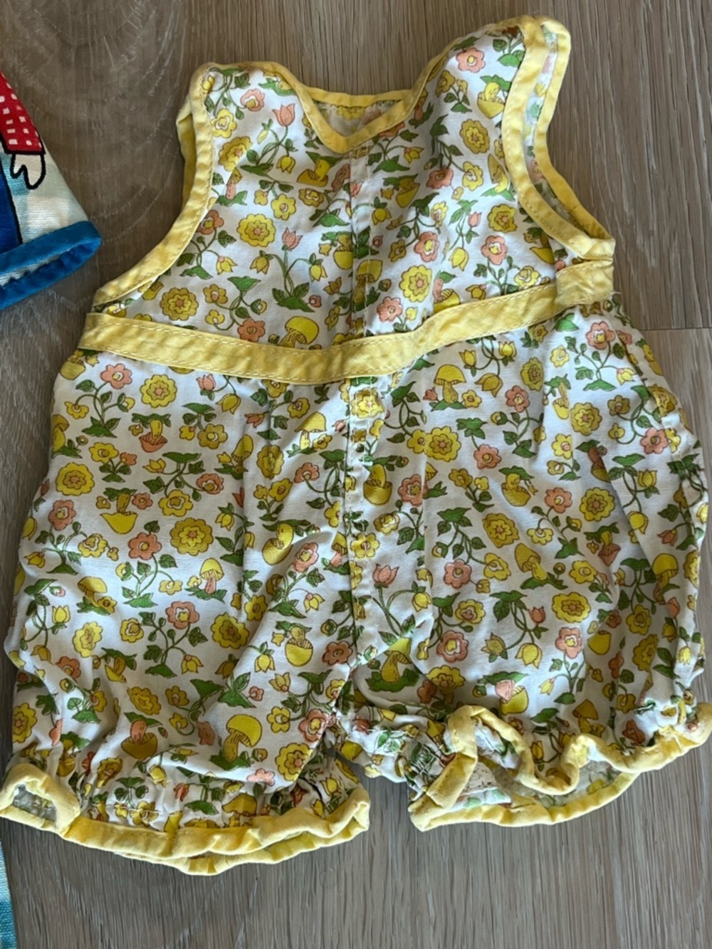 Vintage Doll Clothes Bundle - Picture 2 of 5